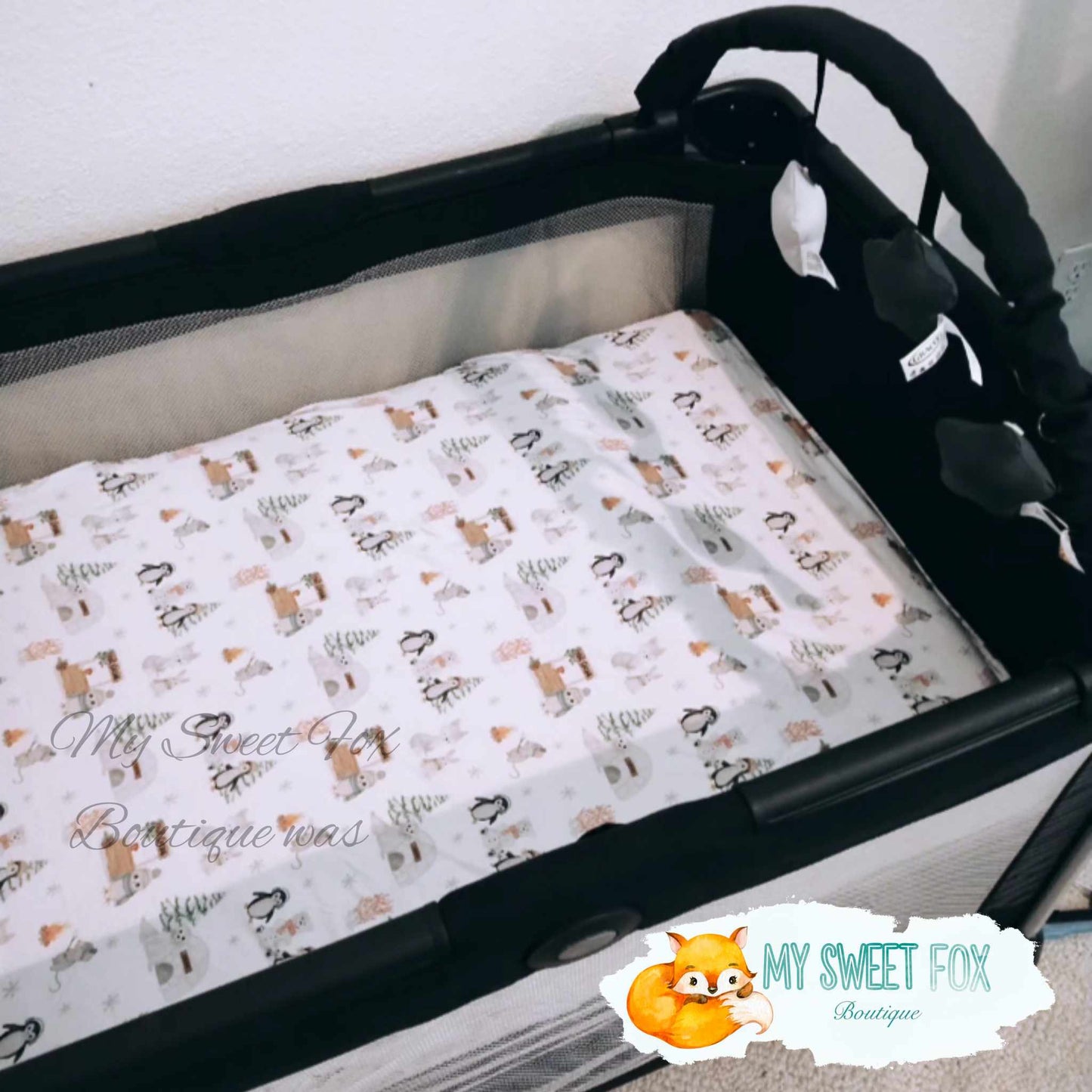 Arctic Joy: Mini Crib Sheets