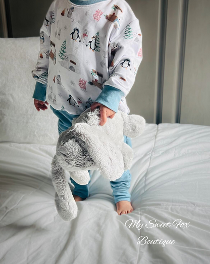 Arctic Joy: Jogger Set