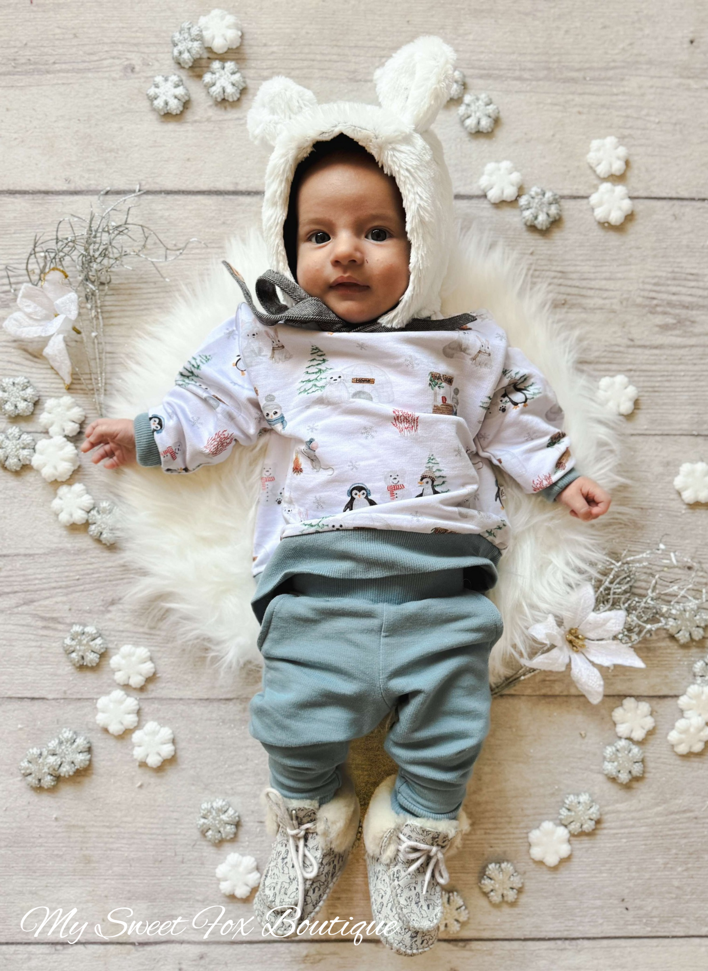 Arctic Joy: Jogger Set