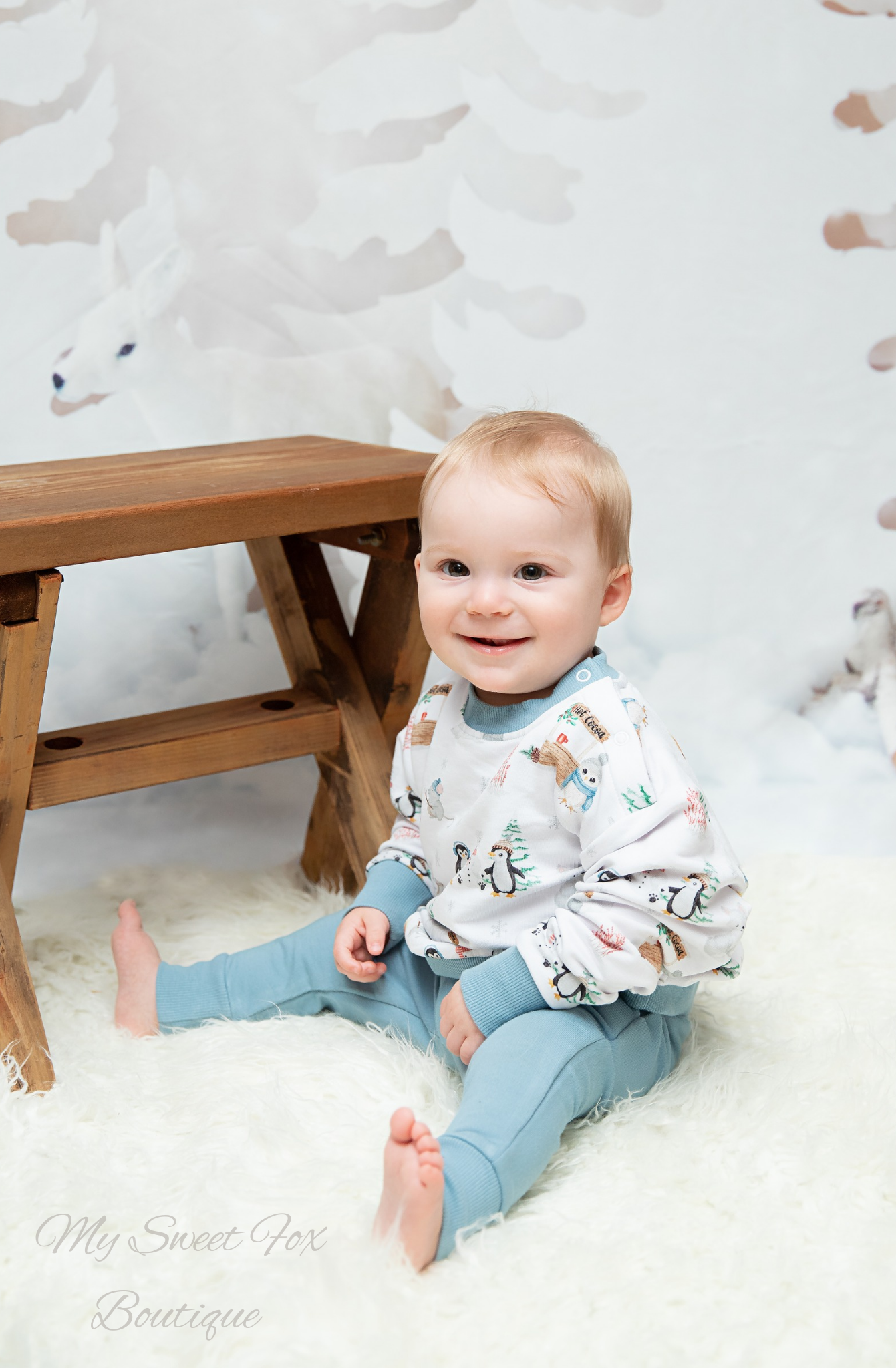 Arctic Joy: Jogger Set